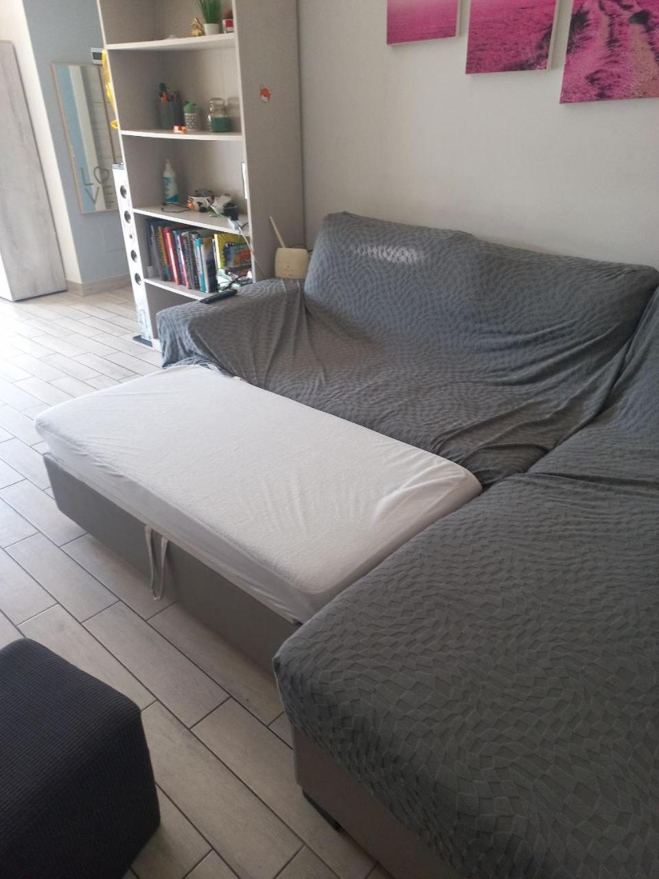 Pomezia Centro Apartment ภายนอก รูปภาพ